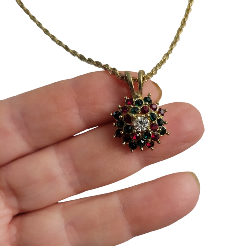 Vintage Avon Christmas Star Flower Necklace Red Green Gold